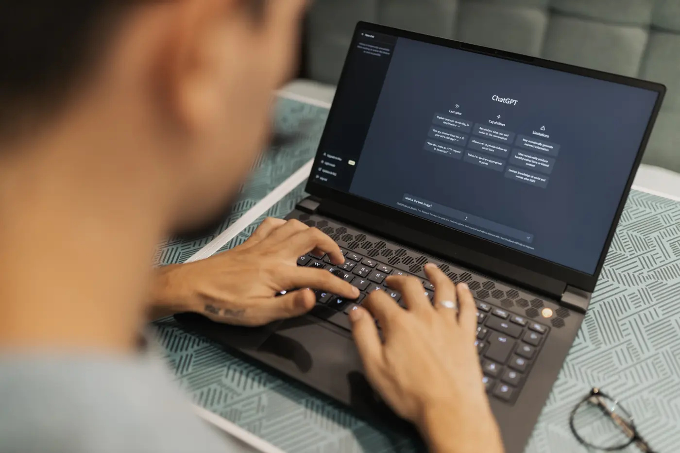 Filing Form 2290 on a laptop